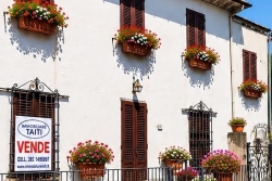 ⭐ CARMIGNANELLO TERRATETTO ANGOLARE CON ESTERNO E 2 CANTINE