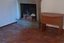 VERNIO TERRATETTO ANGOLARE CON RESEDE E GARAGE