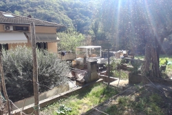 PRIMA VALLATA TERRATETTO ANGOLARE CON GARAGE E 500 MQ ESTERNO