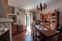 SAN QUIRICO DI VERNIO IN BIFAMILIARE 3,5 VANI IN OTTIMO STATO